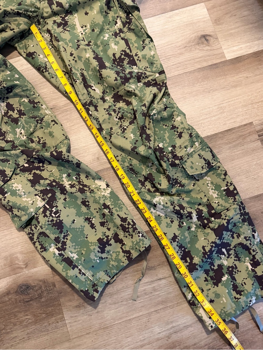 U.S. Navy Pants Working Uniform Type III Medium Tall NWU Seals Military Camo - Picture 9 of 9